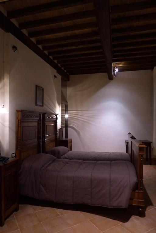 Agriturismo Palazzo Baldini Villa Bagnacavallo Szoba fotó